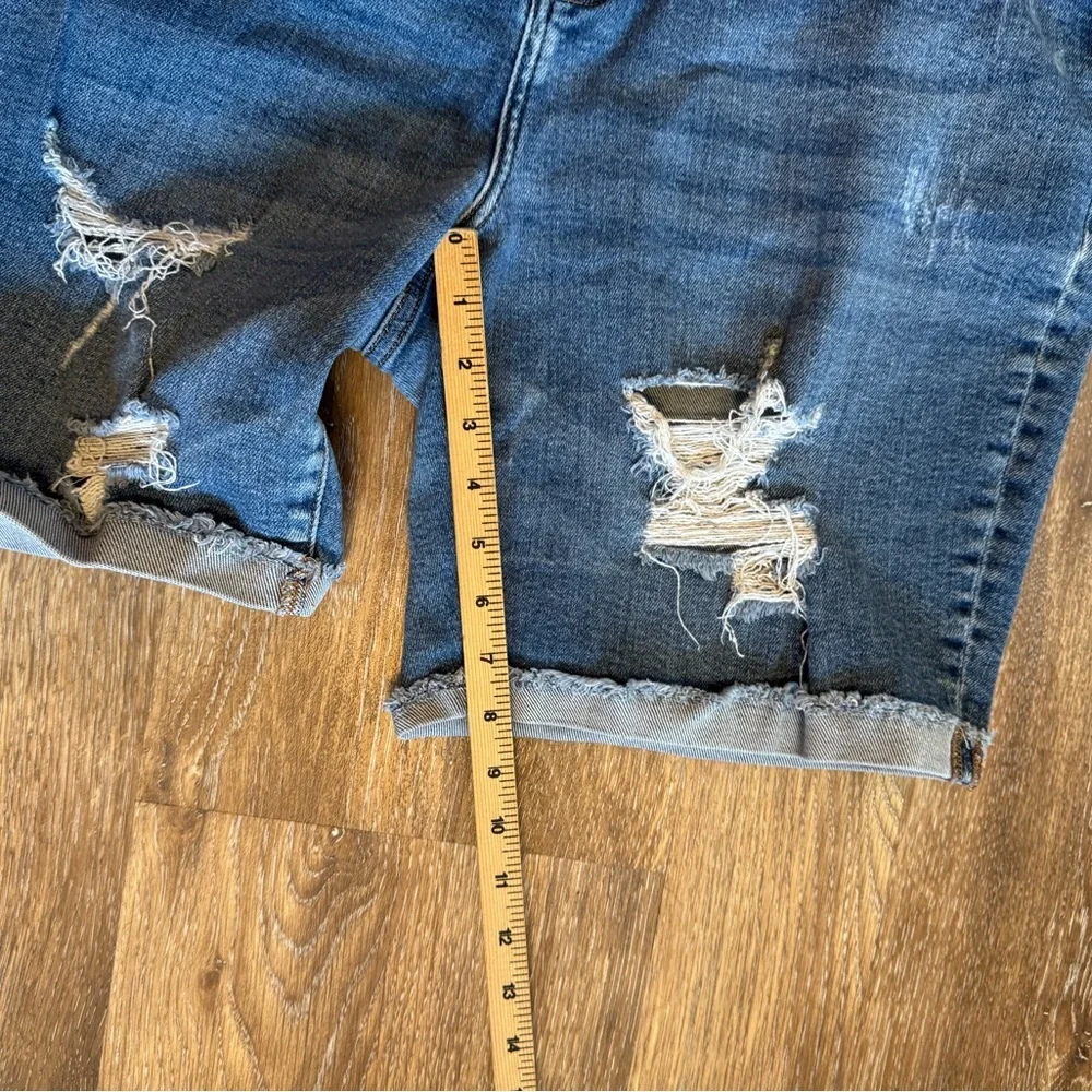 Judy Blue long cuffed denim‎ short! 3XL